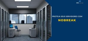 A imagem apresenta um ambiente de **sala de servidores moderna**, com racks cheios de equipamentos organizados em ambos os lados. 🔹 **À esquerda**, há uma estação de trabalho com computador e cadeira. Pela janela ao fundo, é possível ver edifícios de data centers e alguns **nobreaks posicionados junto à janela**, simbolizando a proteção de energia contínua para os servidores. 🔹 **À direita**, sobre um fundo azul escuro com o logo da **MVS Nobreak**, está a mensagem: **“PROTEJA SEUS SERVIDORES COM NOBREAK”**, sendo a palavra "NOBREAK" destacada em **amarelo**, trazendo ênfase e autoridade para o equipamento. A imagem transmite segurança, modernidade e a importância da continuidade elétrica para sistemas críticos de TI.